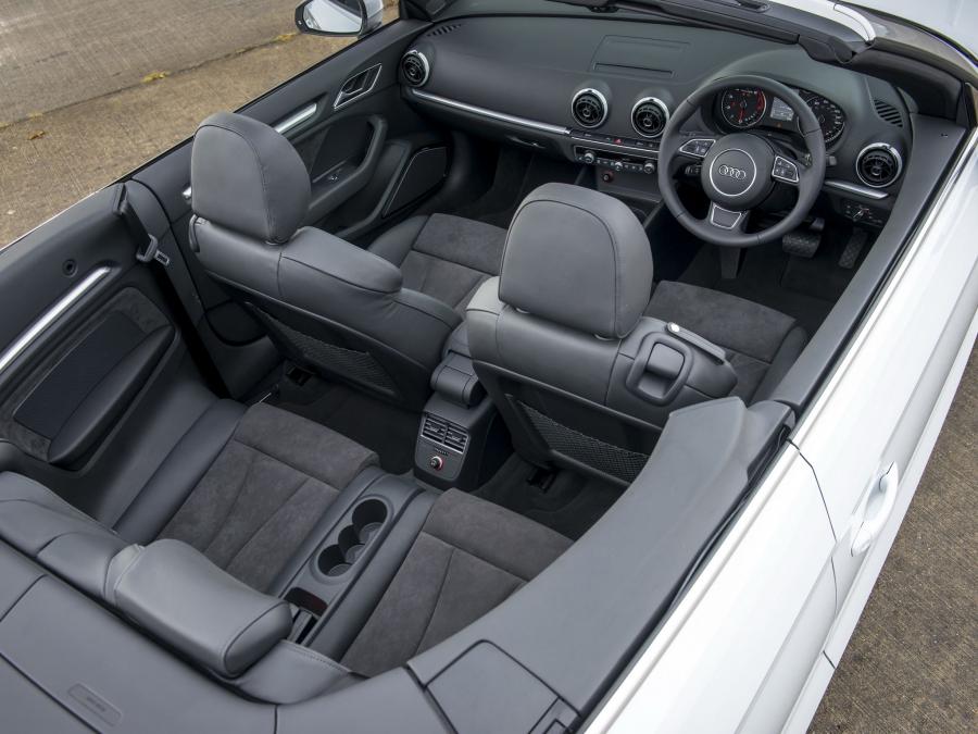Интерьер Audi A3 Cabriolet 1.8 TFSI (8V) 2014 года  (UK) (фото 7 из 18)